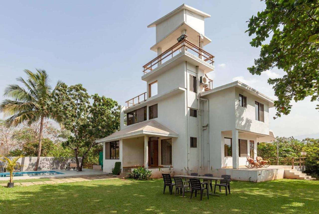 Stayvista'S Santoni Farms - Riverside Bliss With Pool, Orchard & Activities Karjat Exterior photo